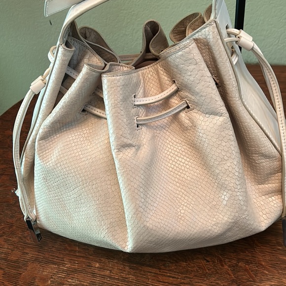 Halston Heritage Bucket Bag in Bone White Lizard Embossed Leather - Picture 2 of 13